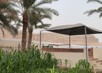مزرعة بأجواء مميزة وجلسة خارجية 