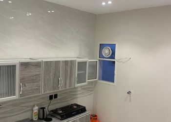 استراحة بمسطح اخضر ومجالس
