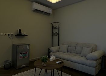 استديو هادئ بدخول ذاتي 