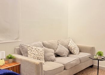 استديو بسرير ماستر ودخول ذاتي