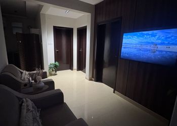 شقة بغرفتين نوم وصالة 