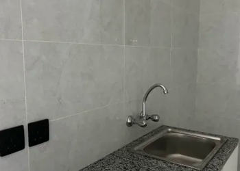 استديو هادئ بسرير ماستر 