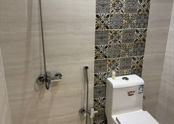 شقة عائلية بأثاث مريح وبسيط