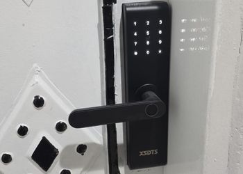 استديو بسرير ماستر ودخول ذاتي