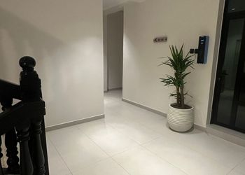 استديو هادئ بسرير ماستر 