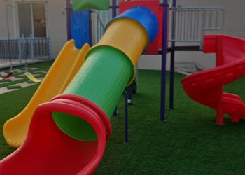 استراحة بألعاب أطفال