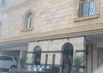 استديو بسرير فردي و جلسة جانبية 
