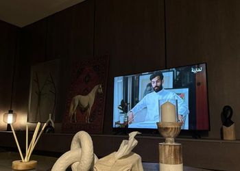 استديو بسرير ماستر وجلسة جانبية 