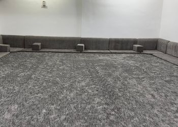 مزرعة بأجواء جميلة ومجالس واسعة
