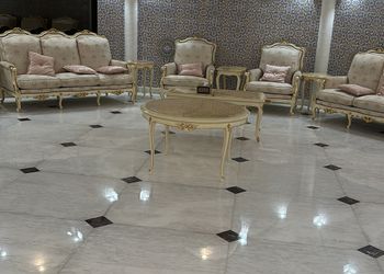 استراحة بمسطح اخضر و مسبح خارجي