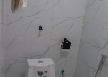 شقة انيقة بصالة وغرفة نوم