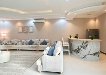 شاليه بألعاب مائية ومسبح 