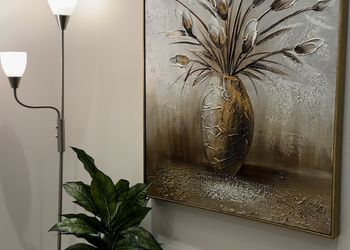 استديو بأثاث مريح وبسيط 