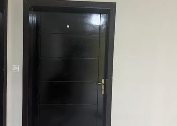 استديو هادئ بسرير ماستر 