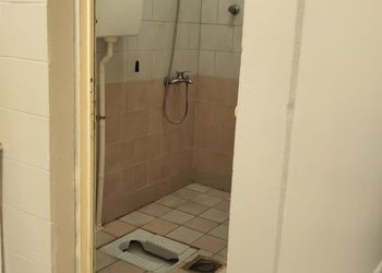 استديو هادئ بسرير فردي