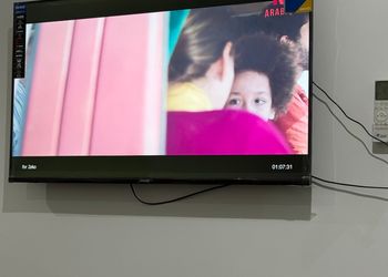 استديو بسرير ماستر وجلسة جانبية 