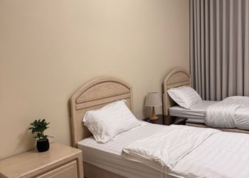 استديو بثلاث اسره فردية