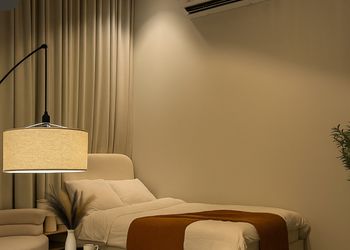 استديو بتصميم أنيق ودخول ذاتي
