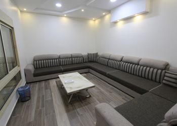 شاليه بمسطح اخضر وصاله و 2 دورة مياة