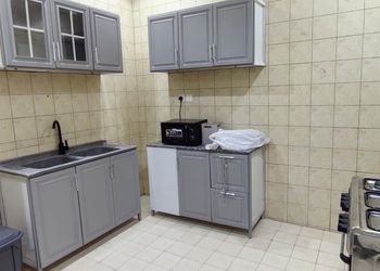 شقة بغرفتين نوم وصالة 
