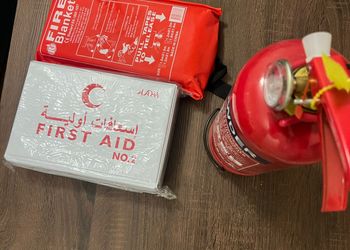 شقة بغرفة نوم وصالة 