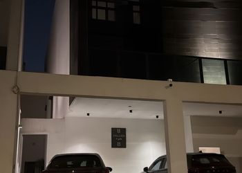 استديو هادئ بسرير ماستر 