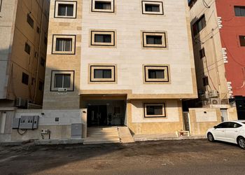 استديو بسرير ماستر وأثاث مريح 