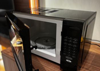 استوديو بسرير ماستر