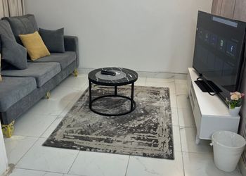 شقة بصالة وغرفة نوم