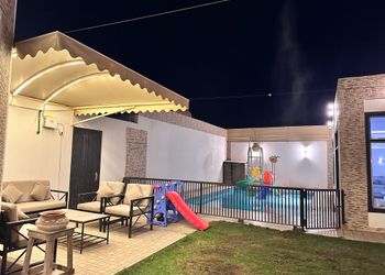 شاليه بمسبح