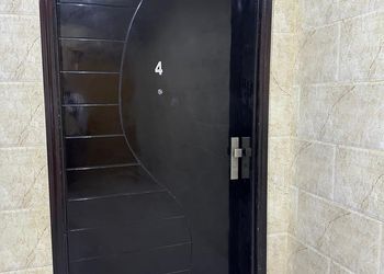 جناح بغرفة نوم ومجلس