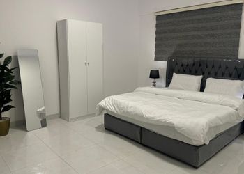 استوديو بسرير ماستر