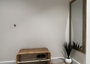 استديو بتصميم انيق ودخول ذاتي