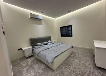 شقه غرفه نوم ومجلس وصاله ومطبخ 