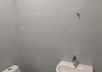 شاليه بمجلس وفناء خارجي 