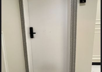 استديو بسرير ماستر وجلسة جانبية