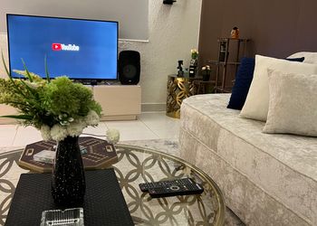 شقة بصالة وغرفة نوم دخول ذاتي 
