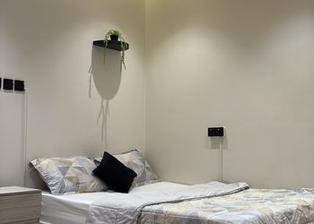 استديو بسرير ماستر ودخول ذاتي