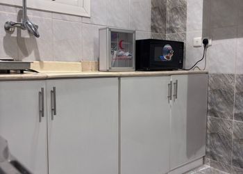شقة واسعة بدخول ذاتي