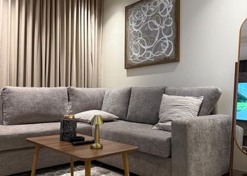 استديو مودرن بسرير ماستر وجلسة
