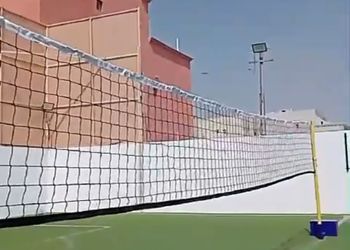 استراحة بملعب ومسبح خارجي