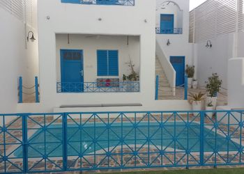 شاليه بطراز يوناني مودرن