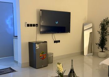 استديو بسرير ماستر