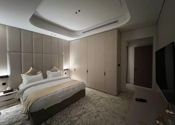 شقة بتصميم فاخر و دخول ذاتي 