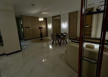 استديو هادئ بدخول ذاتي 