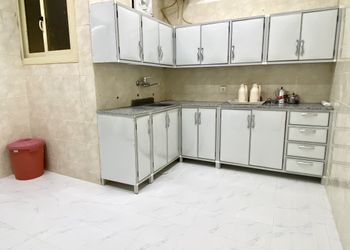 شقة بغرفة جلوس وغرفة نوم 