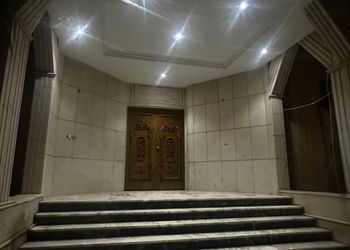 شقة بغرفتين نوم وصالة