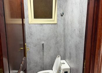شقة بغرفة معيشة وغرفة نوم 
