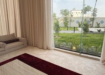 شالية بألعاب اطفال 