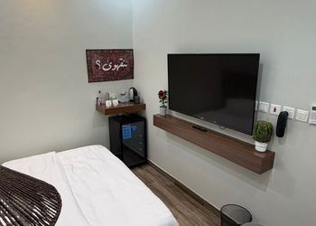 استديو هادئ بسرير ماستر 